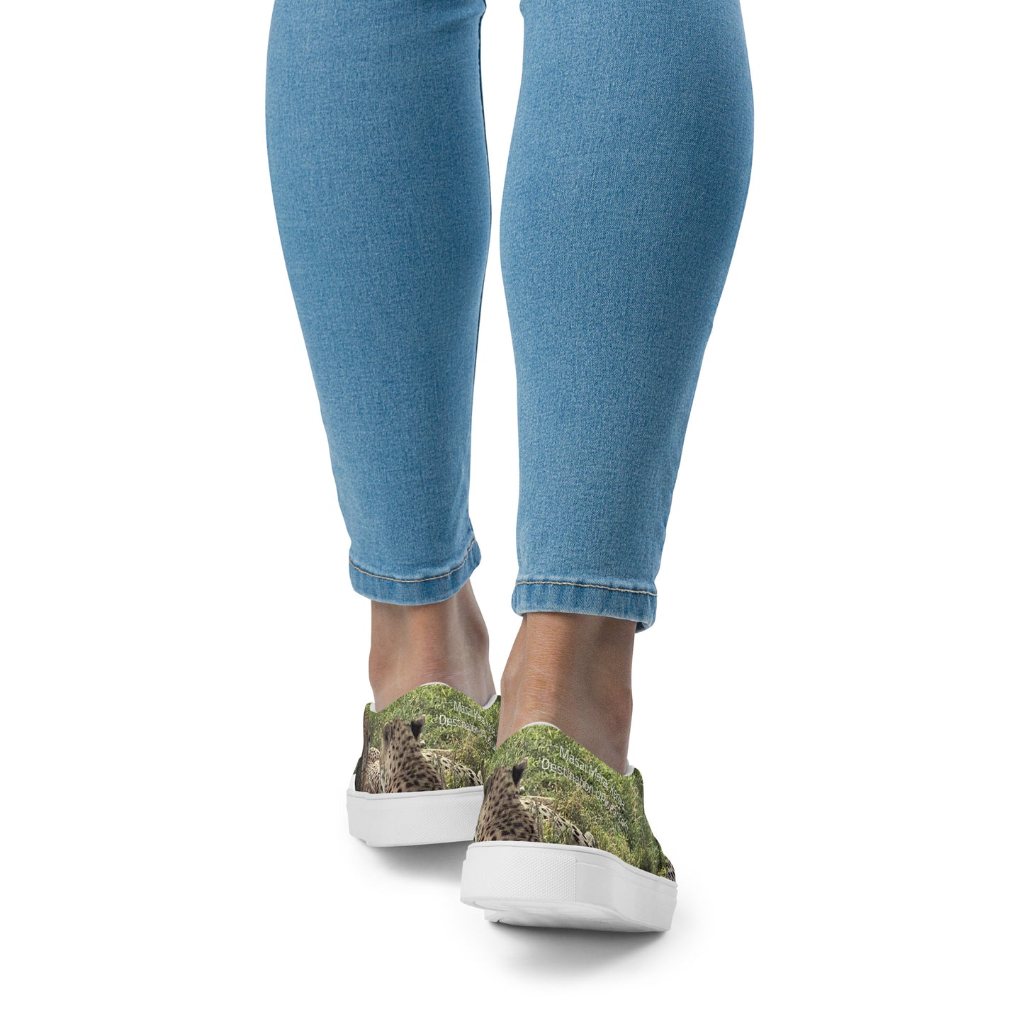 Masai Mara, Kenya Cheatah Women’s slip-on canvas shoes